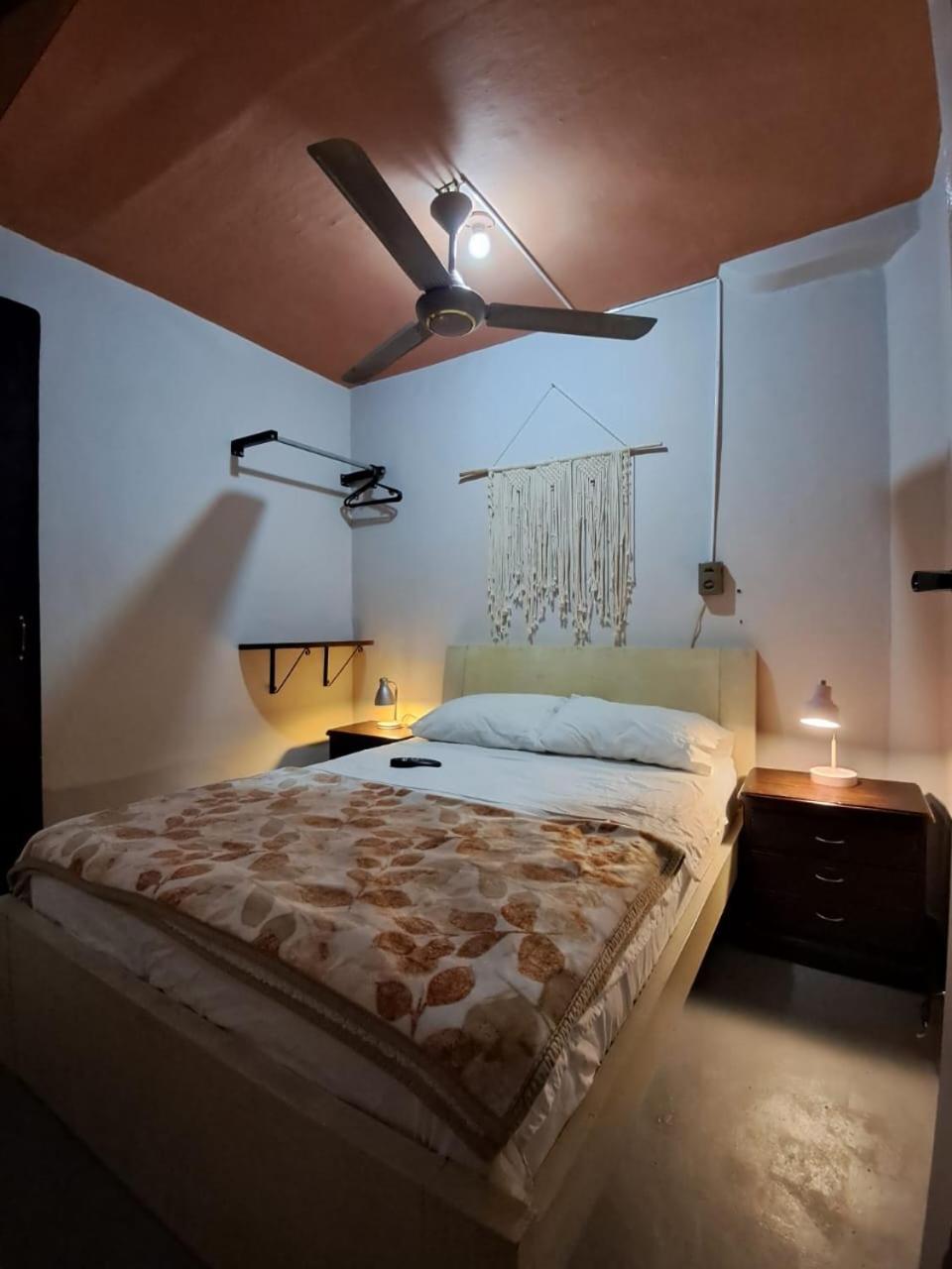 Hostal Casa Primavera Medellín Buitenkant foto