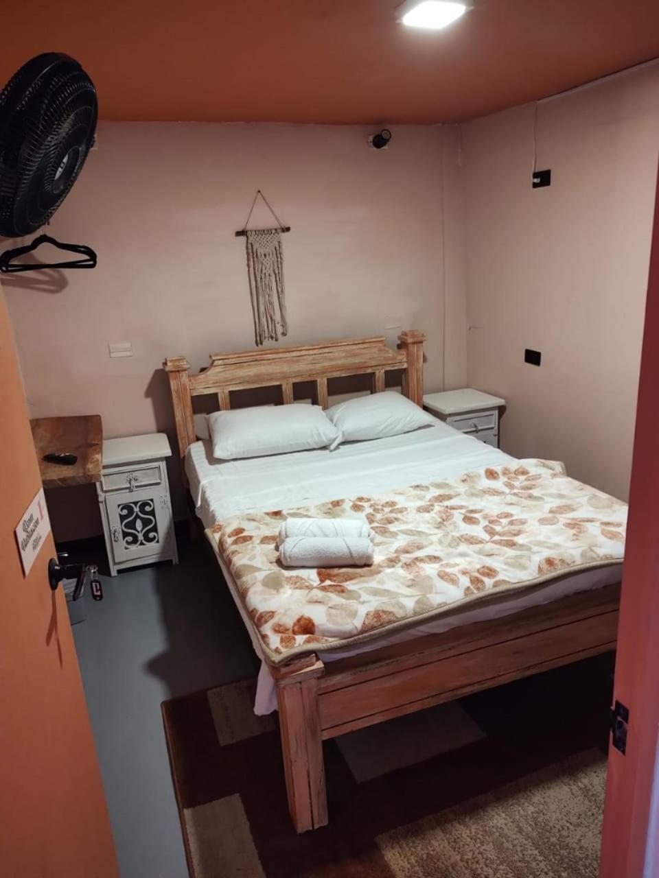Hostal Casa Primavera Medellín Buitenkant foto